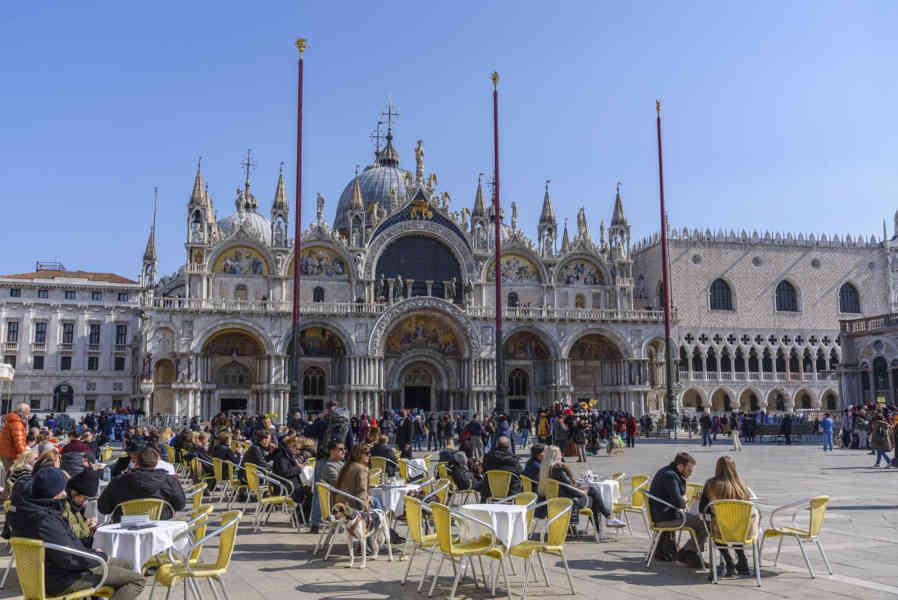 Italia - Venecia 012 - plaza de San Marcos.jpg
